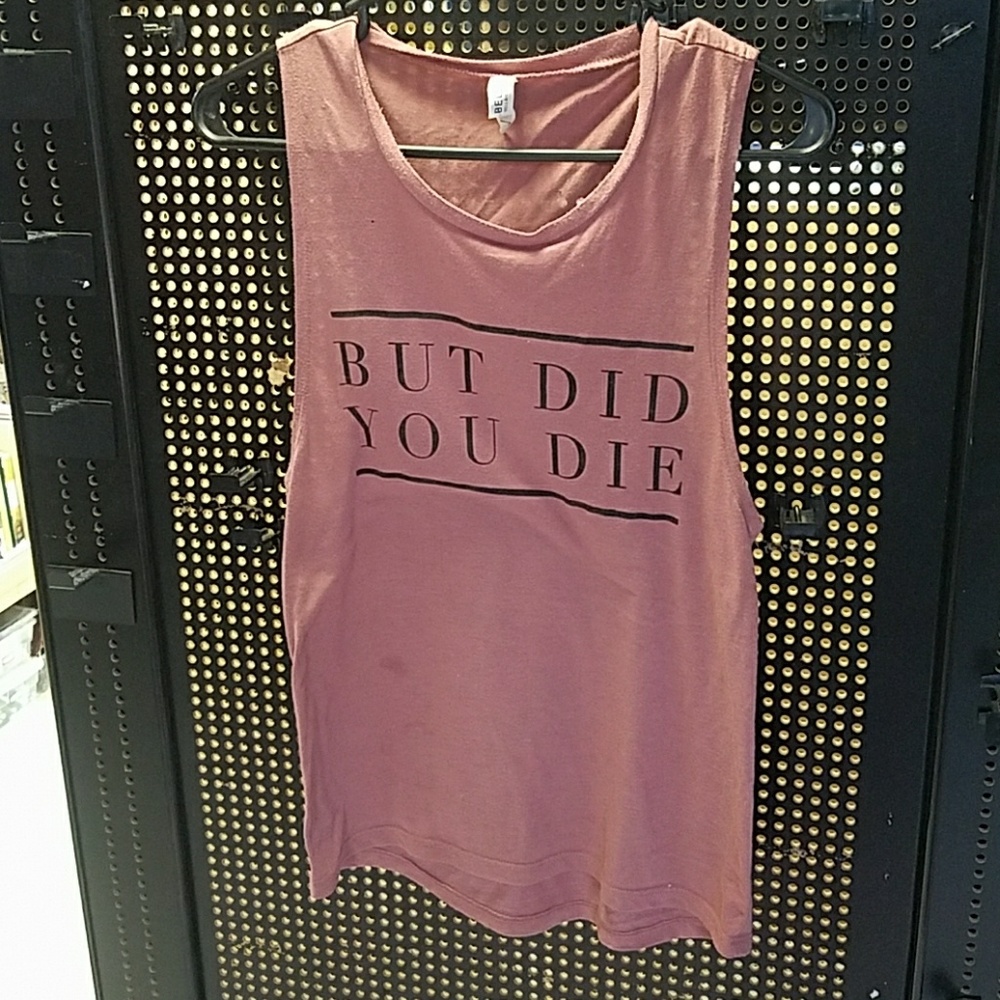 Graphic tee size S